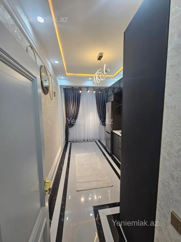 Satılır 2 otaqlı yeni tikili 75 m²