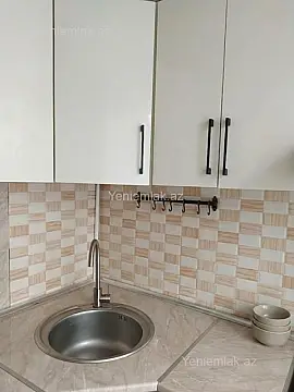Satılır 2 otaqlı köhnə tikili 50 m²