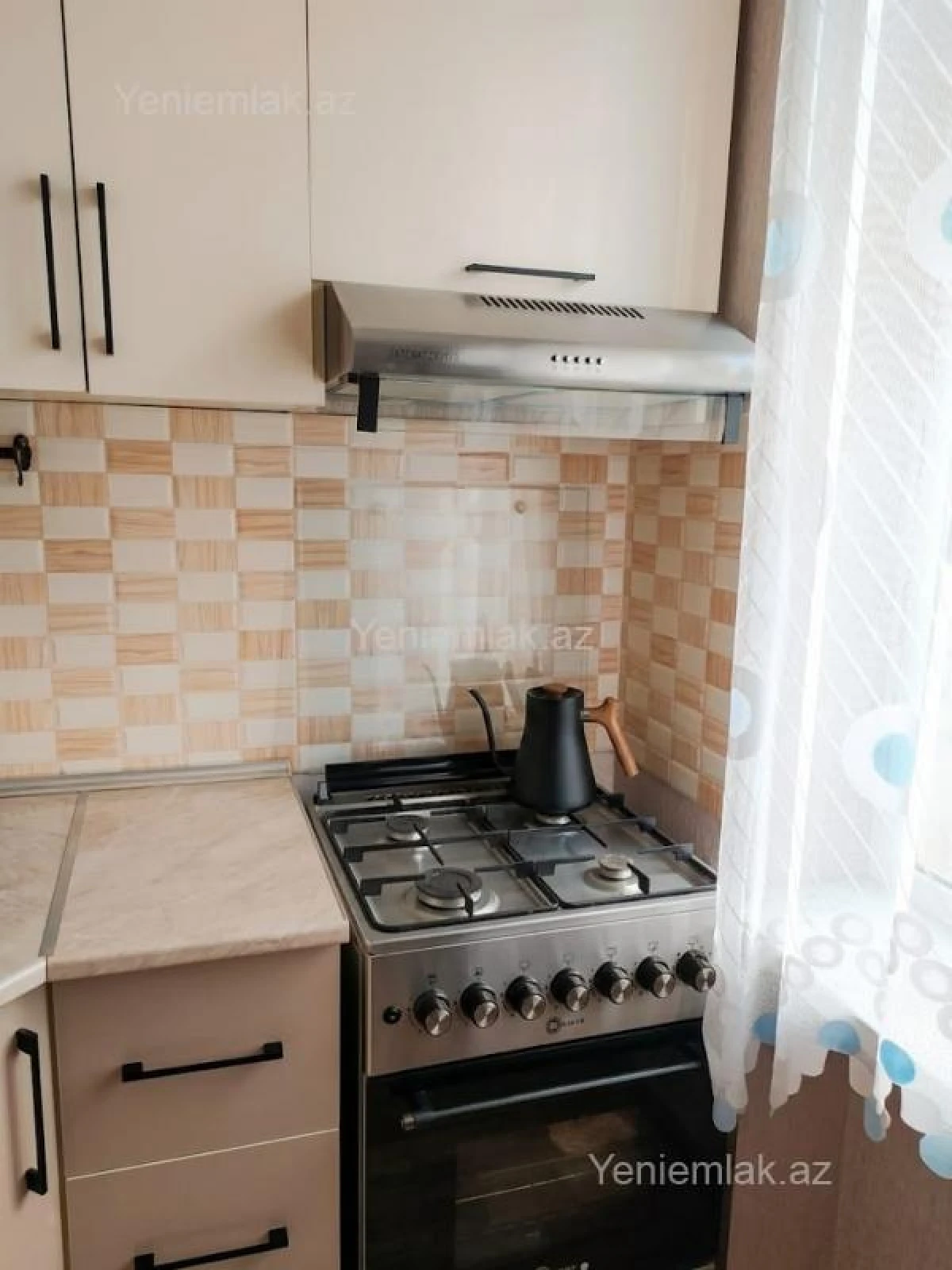 Satılır 2 otaqlı köhnə tikili 50 m²