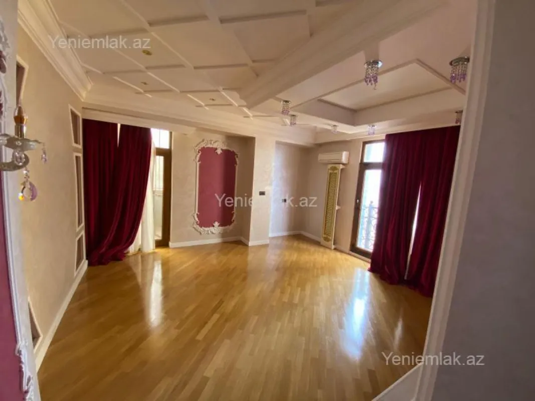 Satılır 6 otaqlı yeni tikili 230 m²