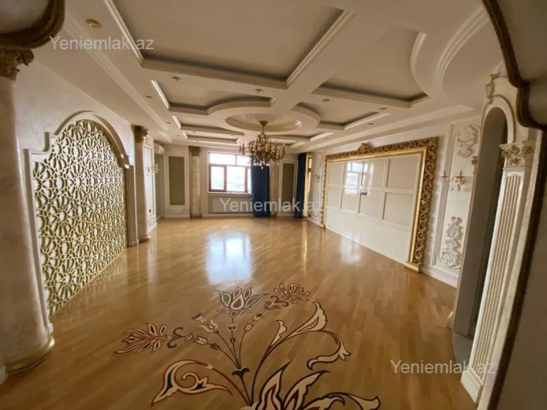 Satılır 6 otaqlı yeni tikili 230 m²