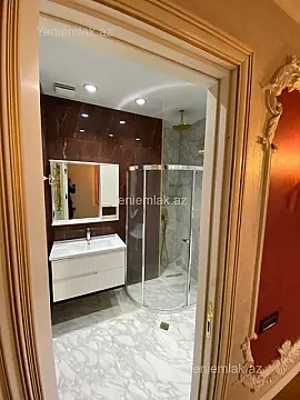 Satılır 6 otaqlı yeni tikili 230 m²