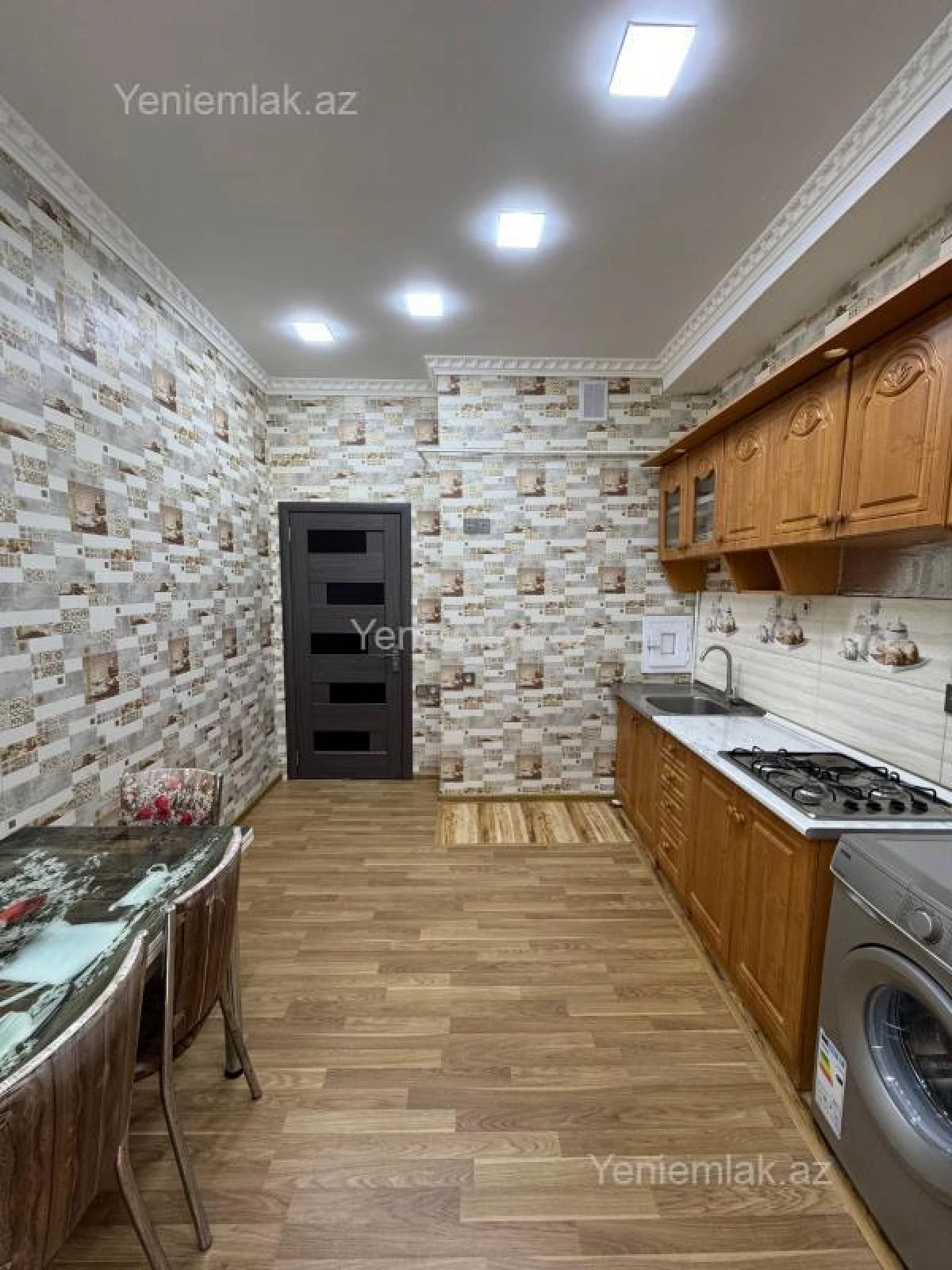 Satılır 2 otaqlı yeni tikili 65 m²