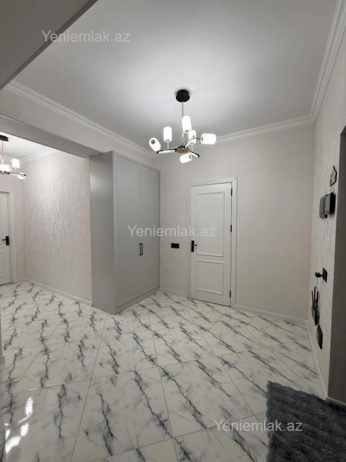 Satılır 3 otaqlı yeni tikili 136 m²