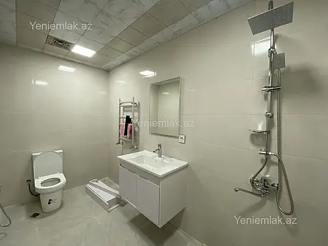 Satılır 2 otaqlı yeni tikili 72 m²