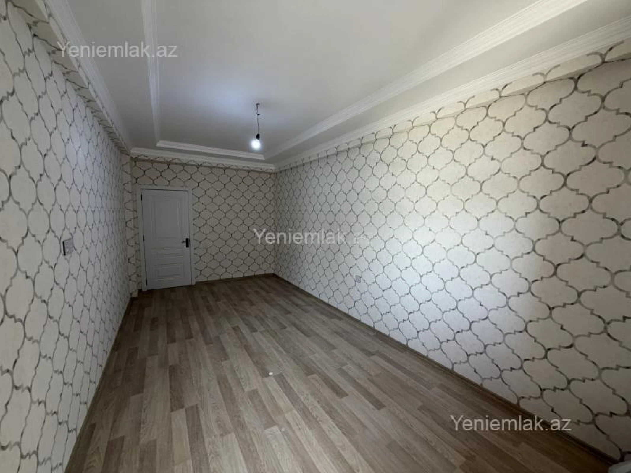Satılır 2 otaqlı yeni tikili 82 m²
