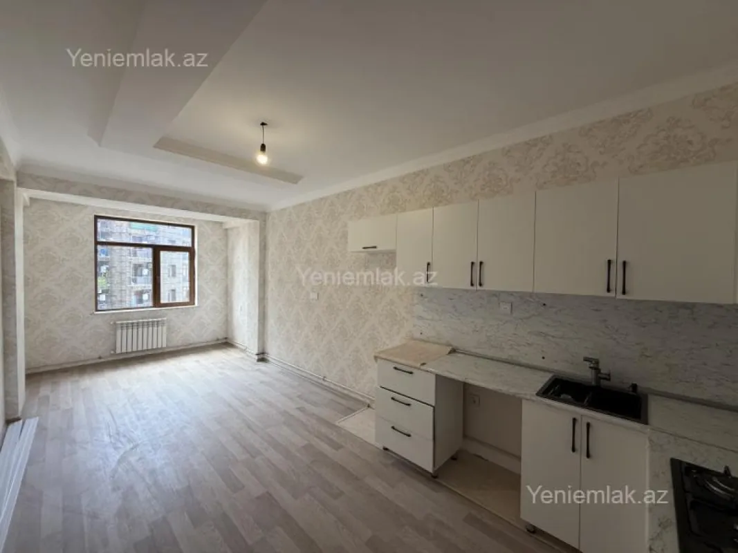 Satılır 2 otaqlı yeni tikili 82 m²