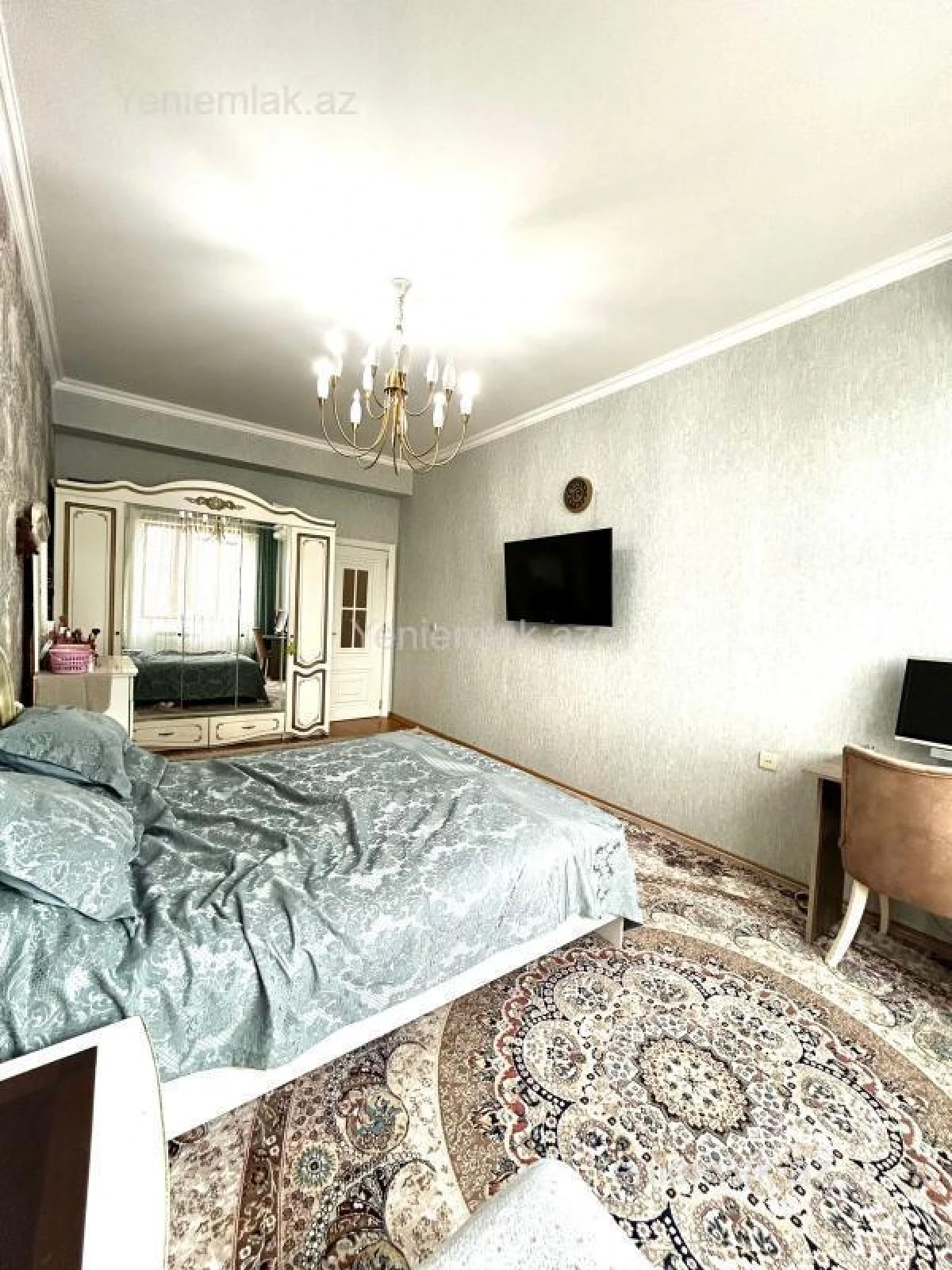 Satılır 4 otaqlı yeni tikili 160 m²