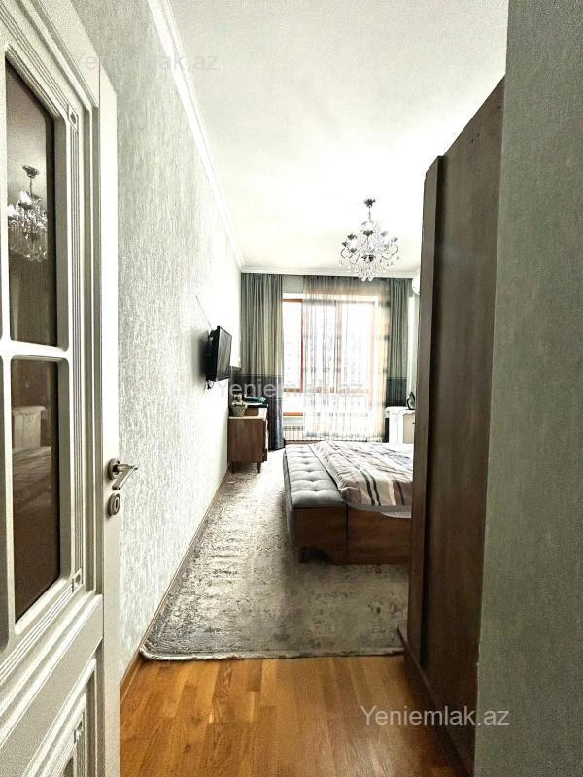 Satılır 4 otaqlı yeni tikili 160 m²