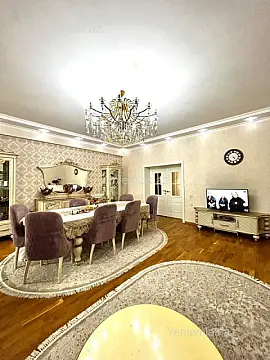 Satılır 4 otaqlı yeni tikili 160 m²