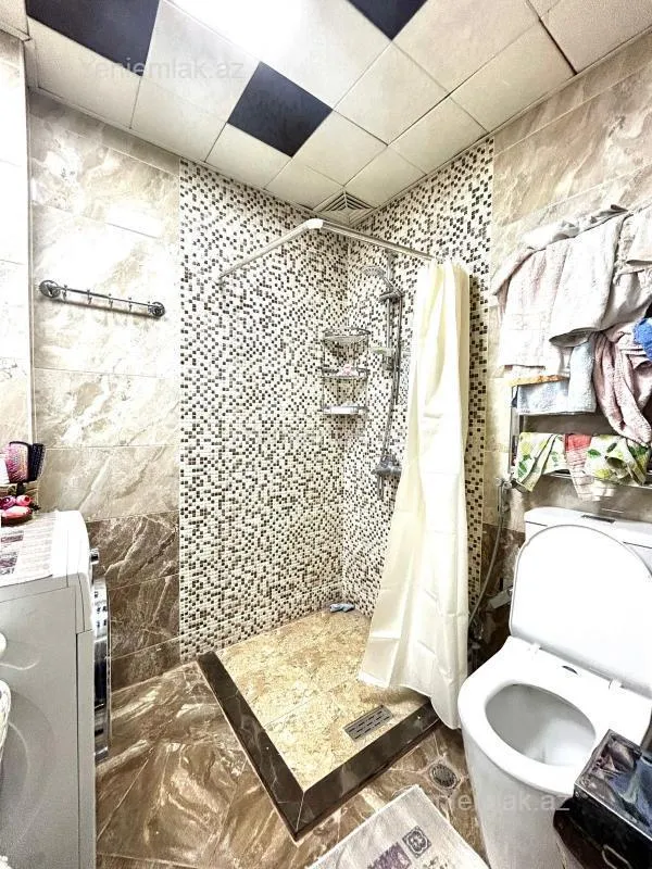 Satılır 4 otaqlı yeni tikili 160 m²