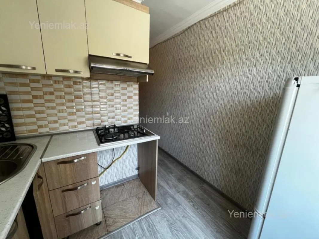 Satılır 2 otaqlı köhnə tikili 46 m²