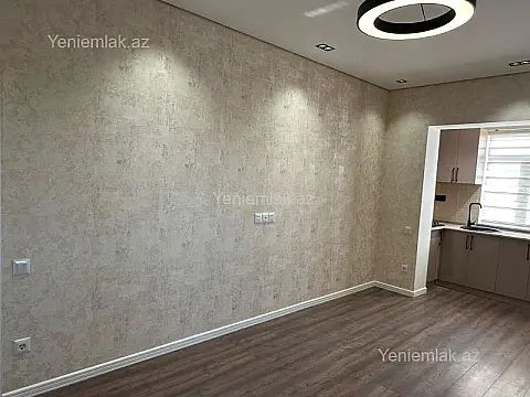 Satılır 2 otaqlı köhnə tikili 45 m²