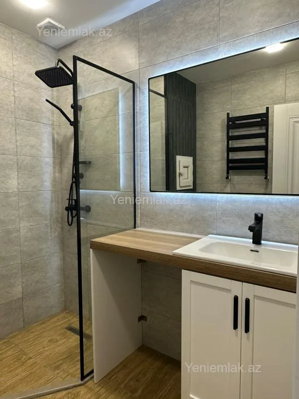 Satılır 2 otaqlı köhnə tikili 45 m²