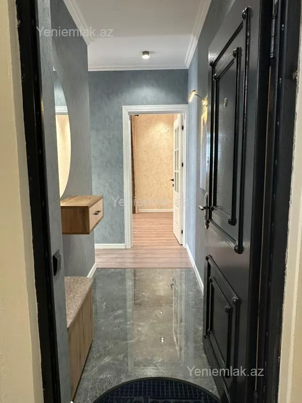Satılır 2 otaqlı köhnə tikili 45 m²