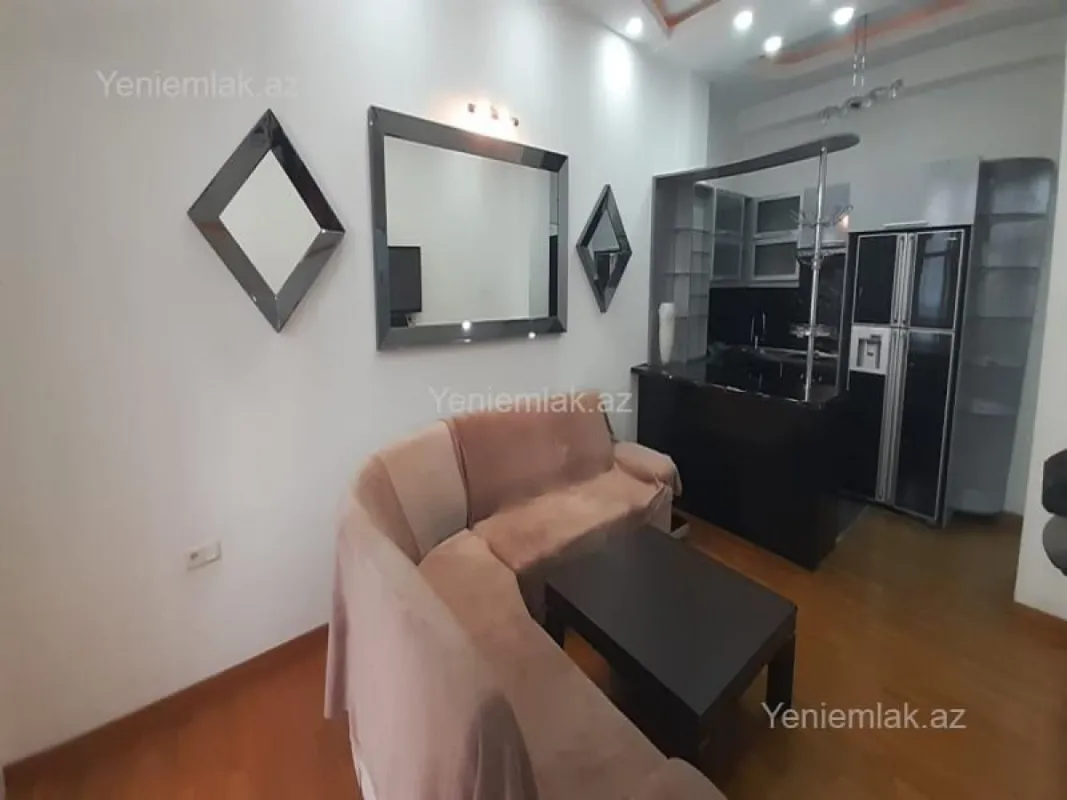 Satılır 3 otaqlı yeni tikili 65 m²