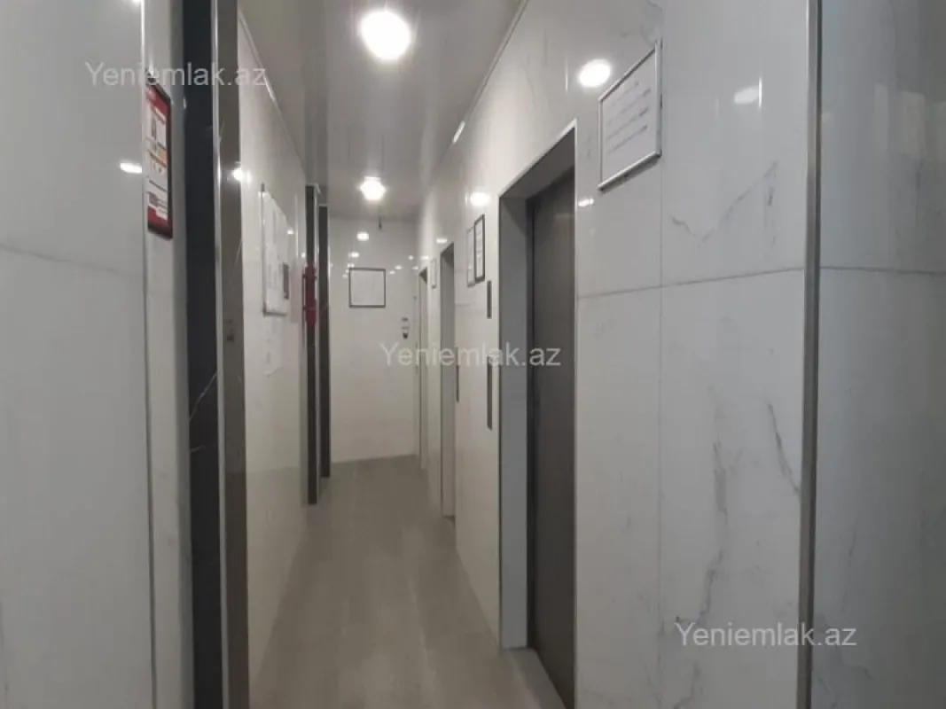 Satılır 3 otaqlı yeni tikili 65 m²
