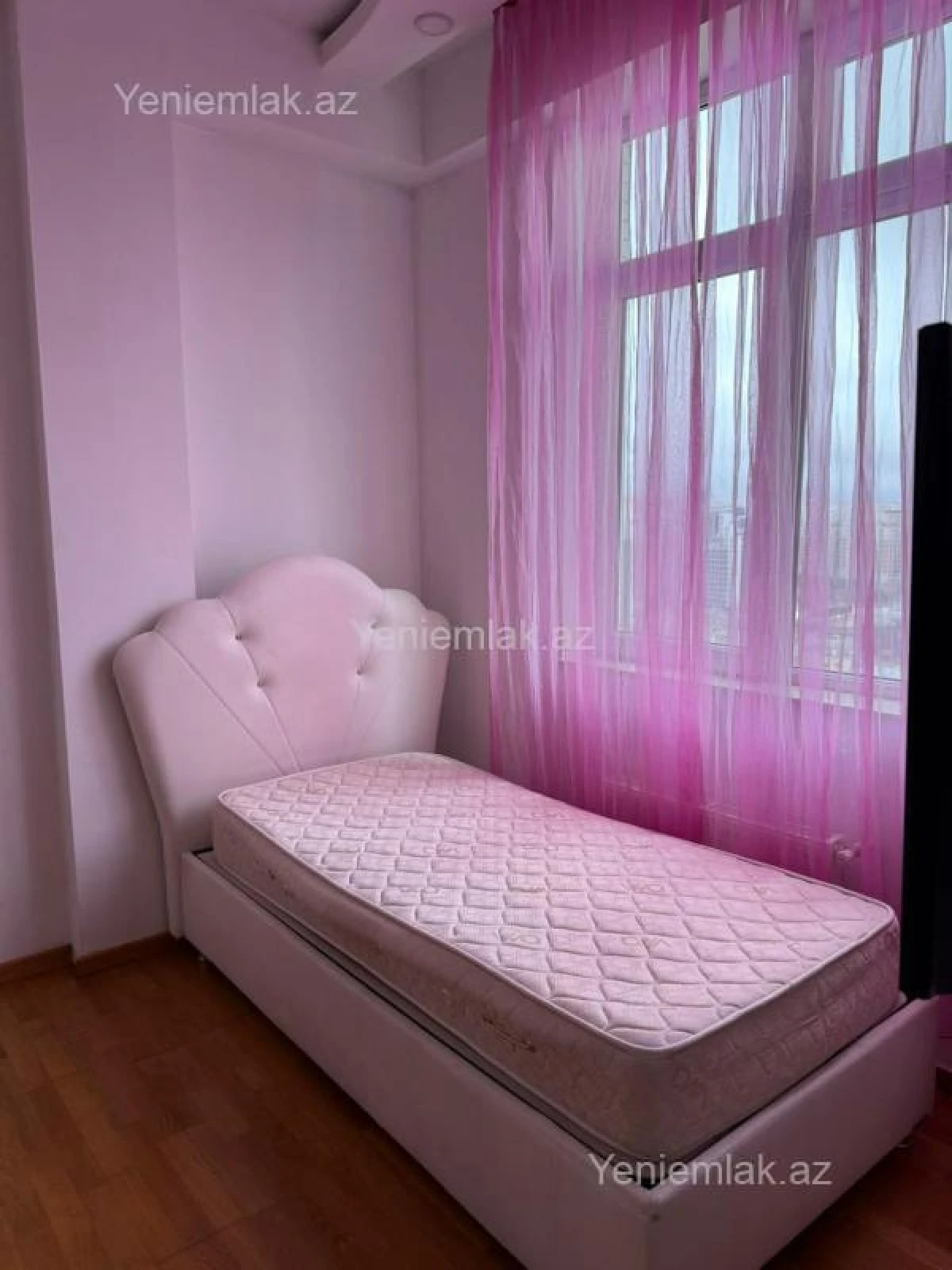 Satılır 3 otaqlı yeni tikili 65 m²