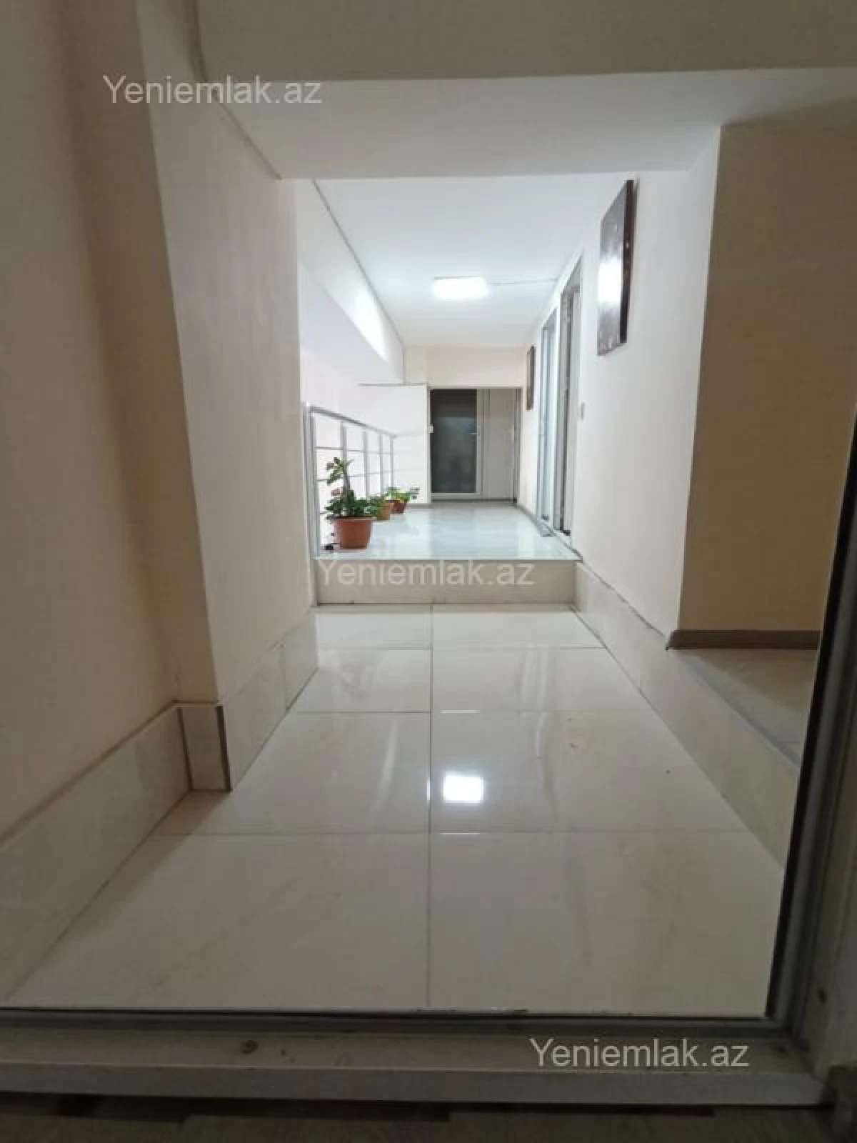 Satılır 6 otaqlı obyekt 140 m²