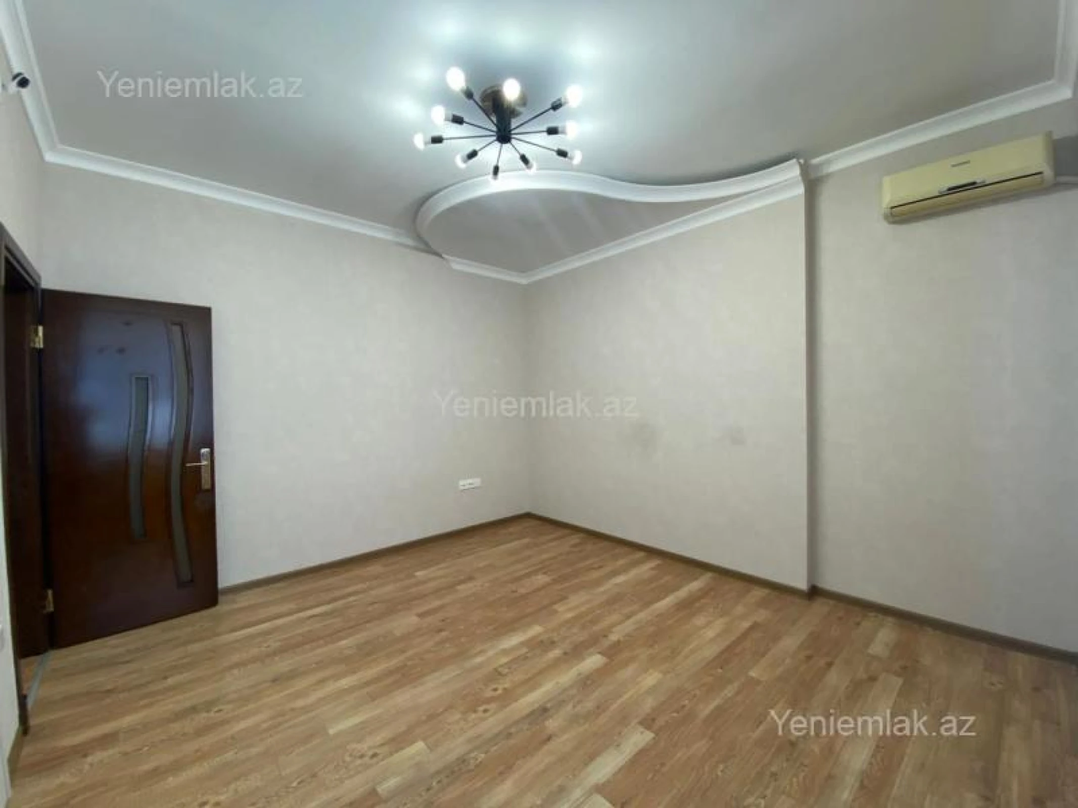 Satılır 3 otaqlı yeni tikili 120 m²