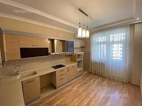Satılır 3 otaqlı yeni tikili 120 m²