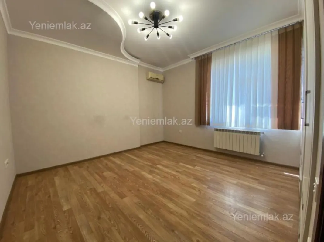 Satılır 3 otaqlı yeni tikili 120 m²