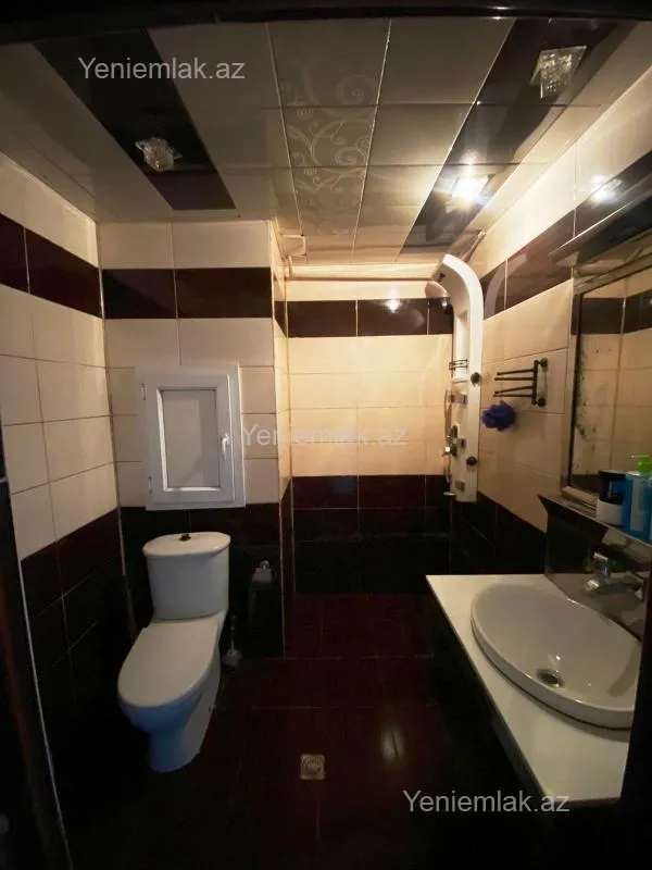 Satılır 2 otaqlı köhnə tikili 60 m²