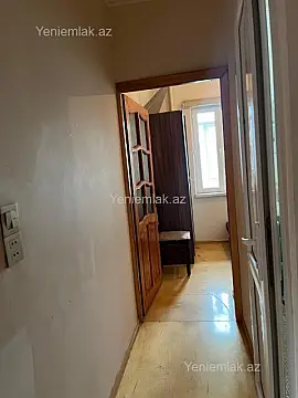 Satılır 2 otaqlı köhnə tikili 45 m²