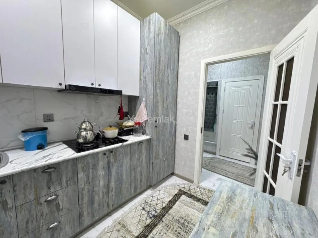 Satılır 3 otaqlı yeni tikili 67 m²