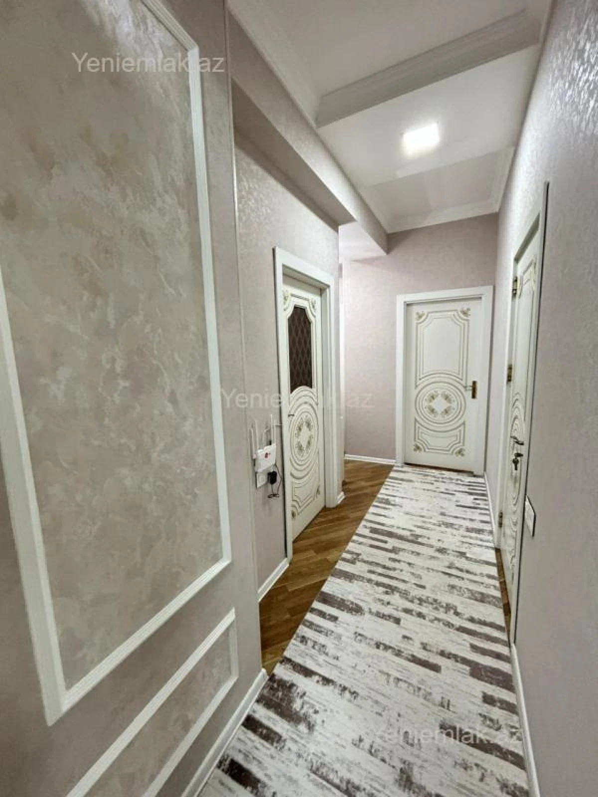 Satılır 2 otaqlı yeni tikili 72 m²