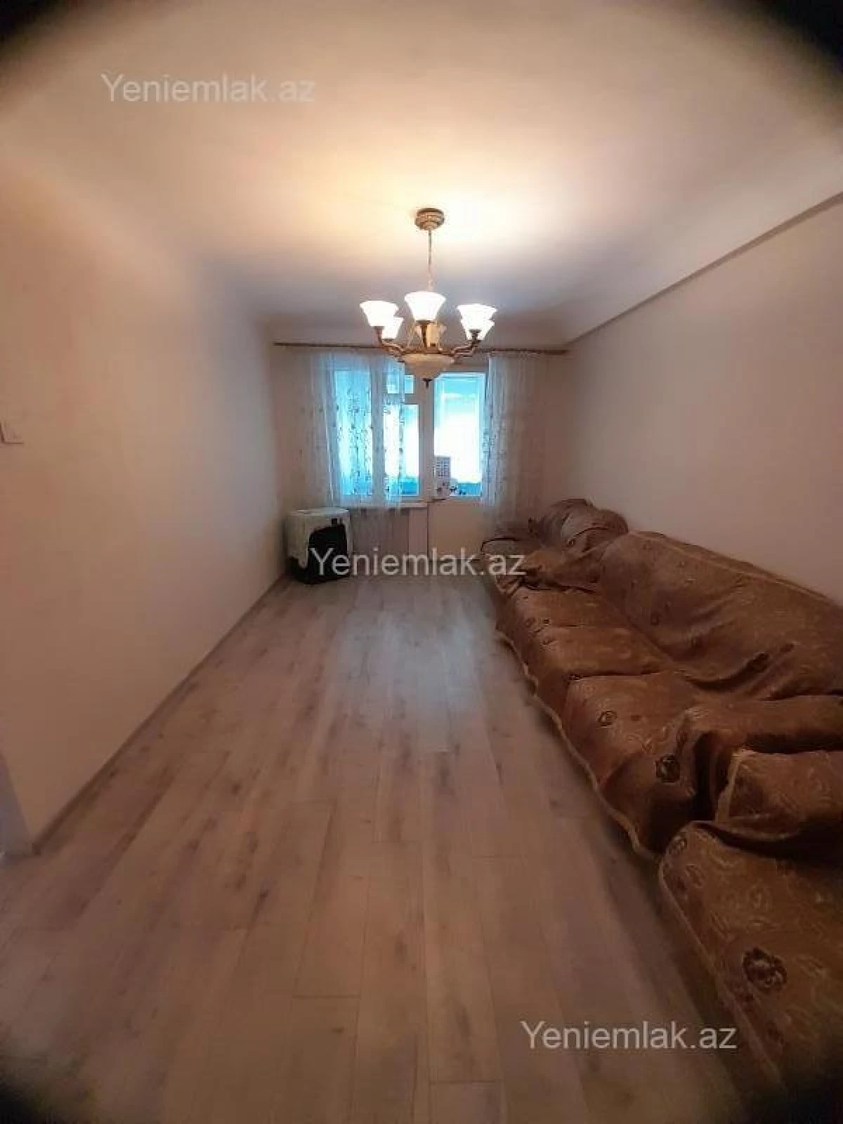 Satılır 3 otaqlı köhnə tikili 75 m²