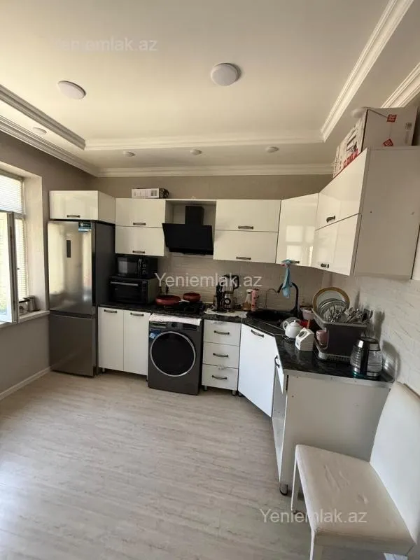 Satılır 3 otaqlı həyət evi 100 m²