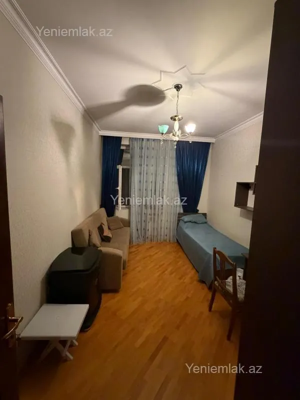 Satılır 4 otaqlı yeni tikili 165 m²