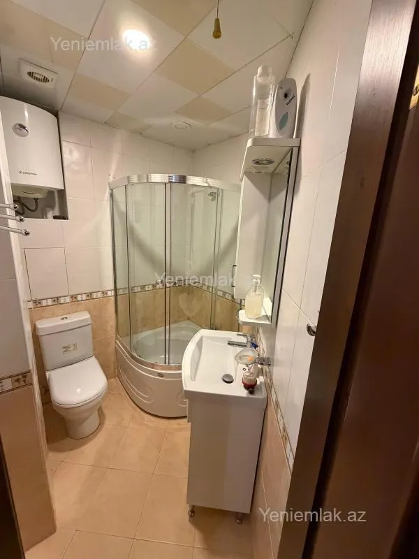 Satılır 4 otaqlı yeni tikili 165 m²