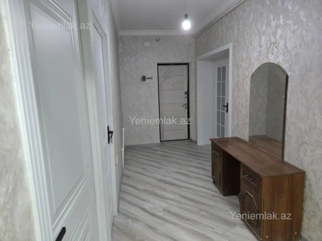 Satılır 3 otaqlı köhnə tikili 90 m²
