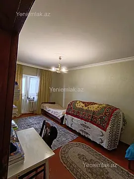 Satılır 4 otaqlı köhnə tikili 97 m²
