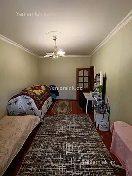 Satılır 4 otaqlı köhnə tikili 97 m²