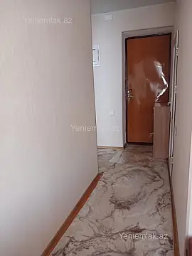 Satılır 2 otaqlı köhnə tikili 60 m²