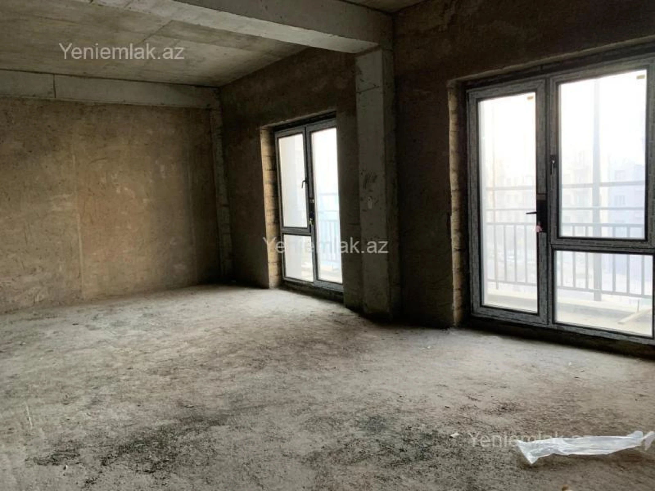Satılır 5 otaqlı yeni tikili 253.7 m²