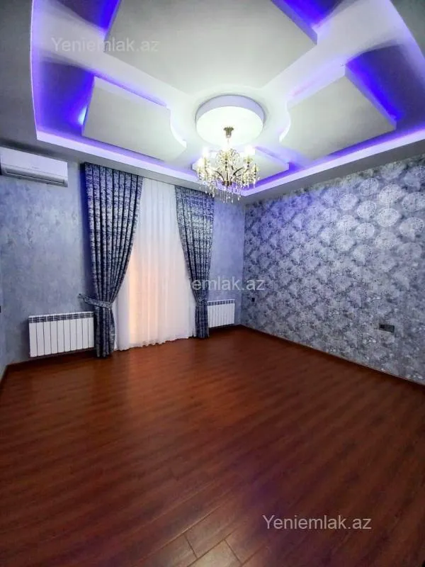 Satılır 7 otaqlı həyət evi 354 m²