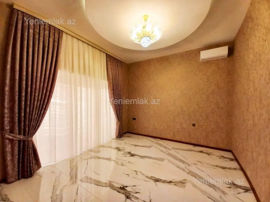 Satılır 7 otaqlı həyət evi 354 m²