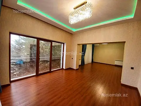 Satılır 7 otaqlı həyət evi 354 m²