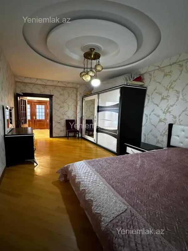 Satılır 4 otaqlı yeni tikili 167 m²