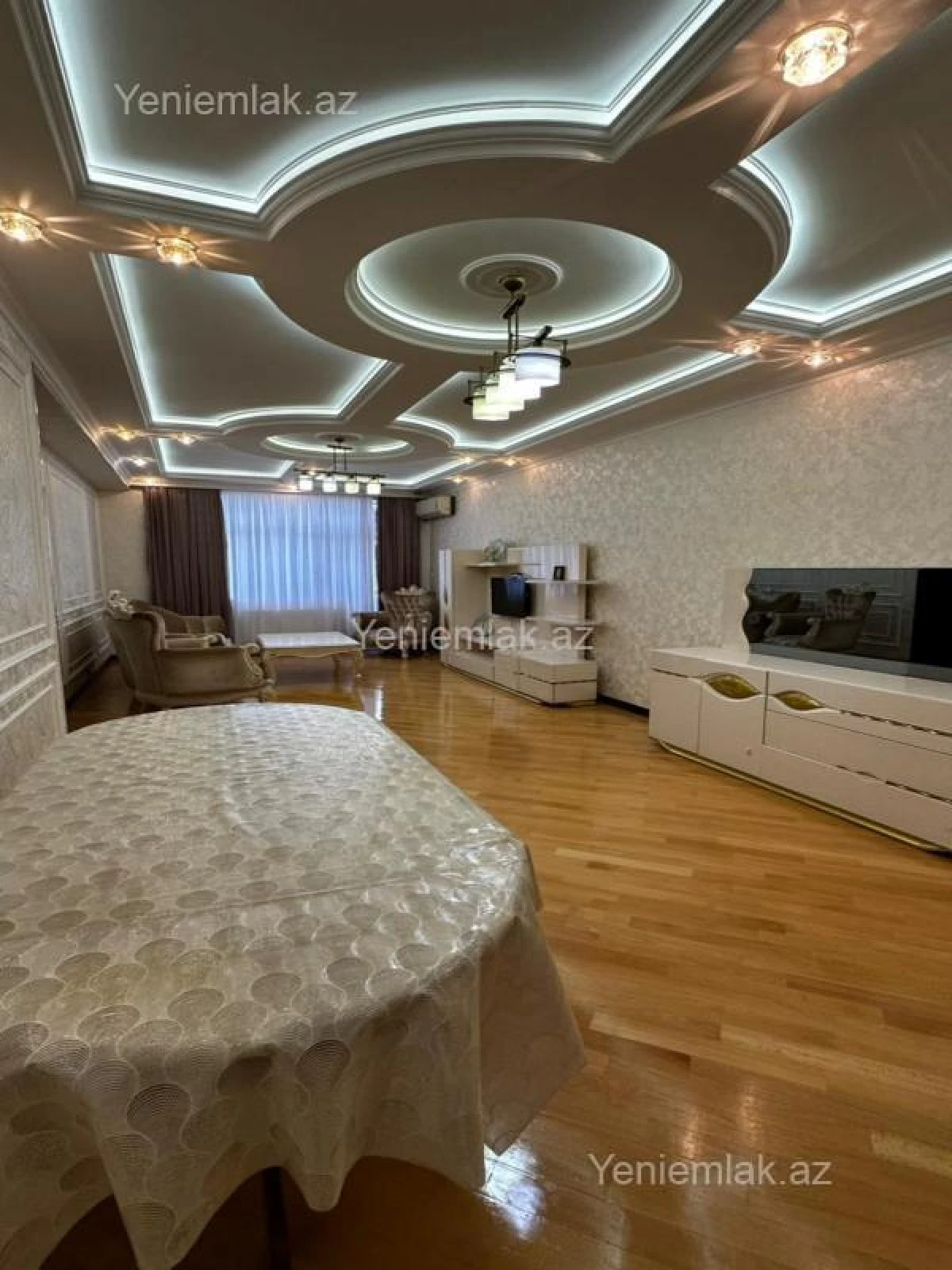 Satılır 4 otaqlı yeni tikili 167 m²
