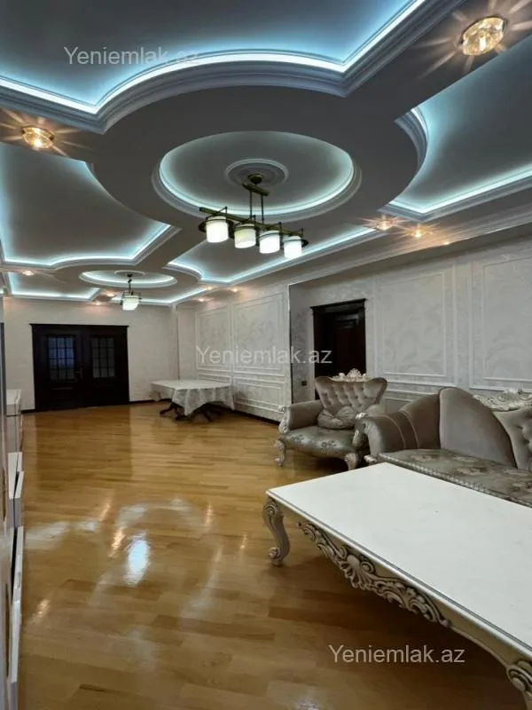 Satılır 4 otaqlı yeni tikili 167 m²