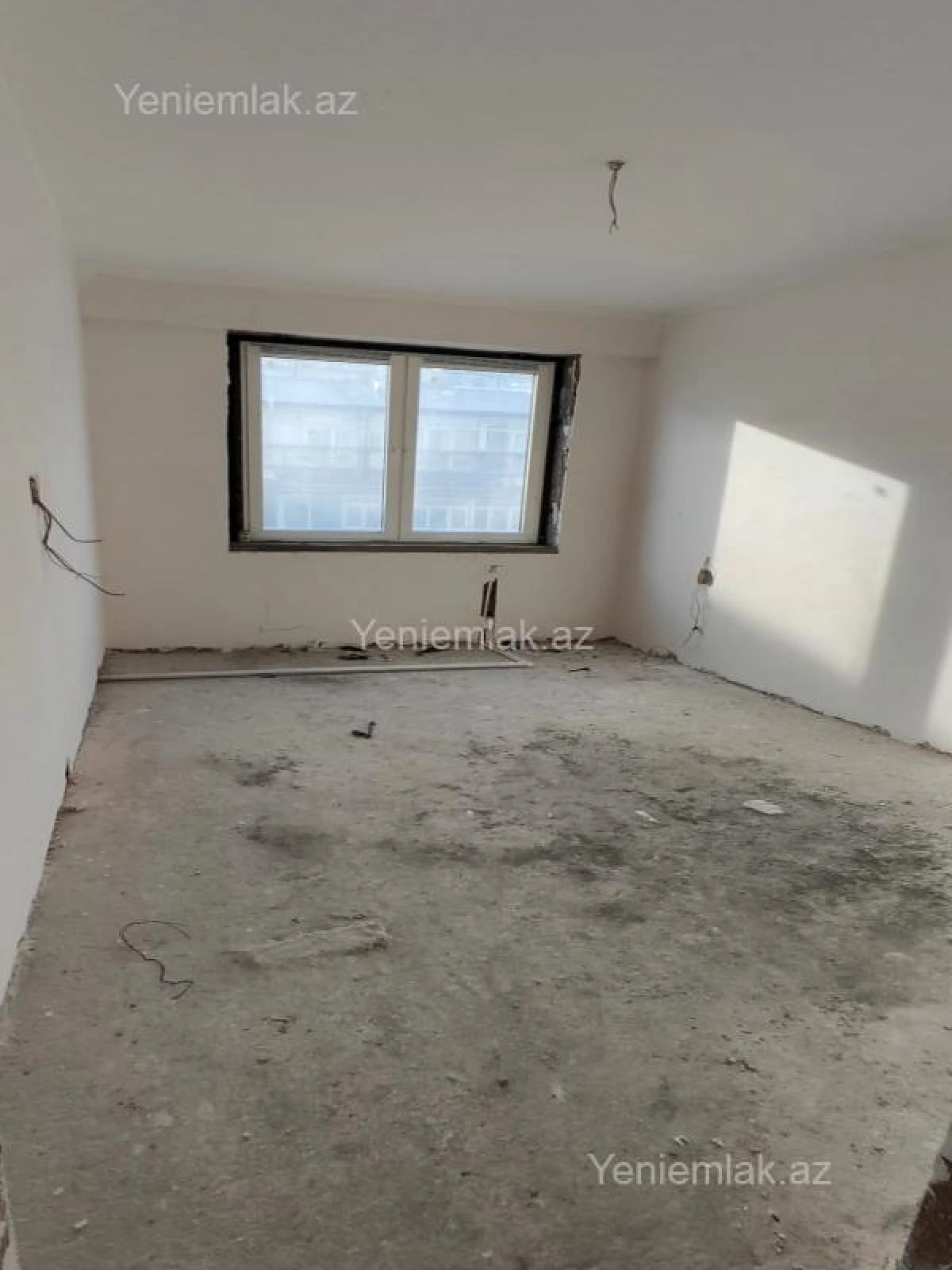 Satılır 2 otaqlı yeni tikili 74 m²