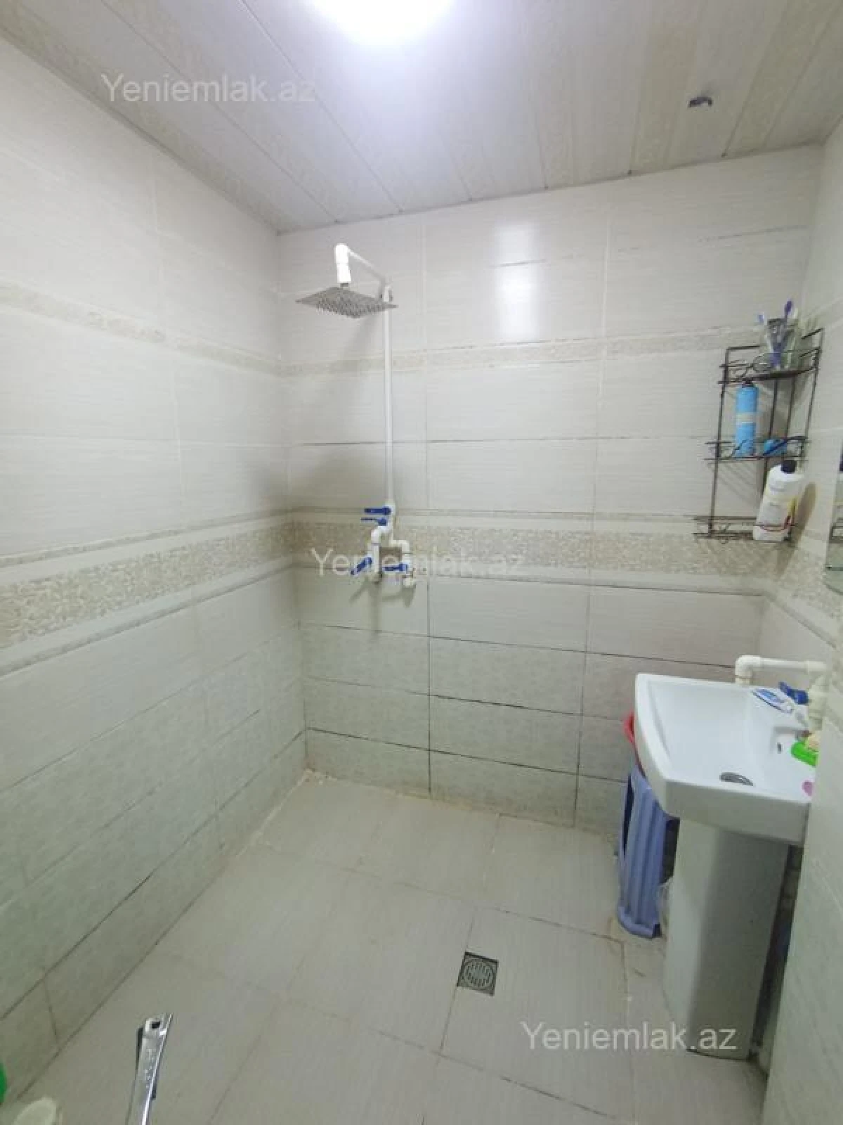 Satılır 3 otaqlı köhnə tikili 7.2 m²