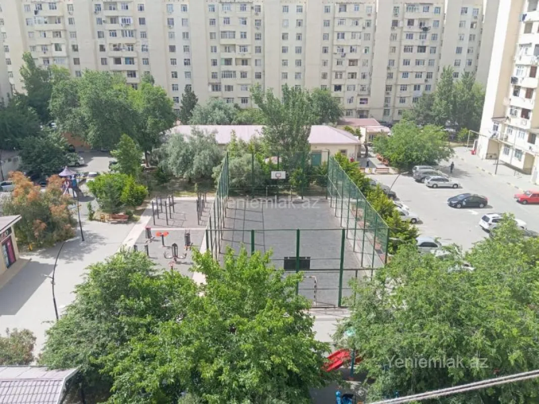 Satılır 3 otaqlı köhnə tikili 7.2 m²