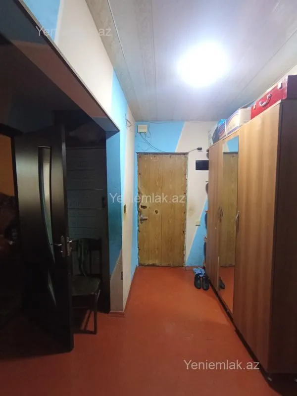 Satılır 3 otaqlı köhnə tikili 7.2 m²