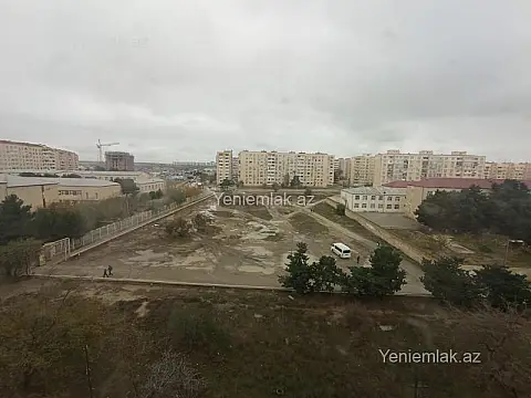 Satılır 3 otaqlı köhnə tikili 7.2 m²